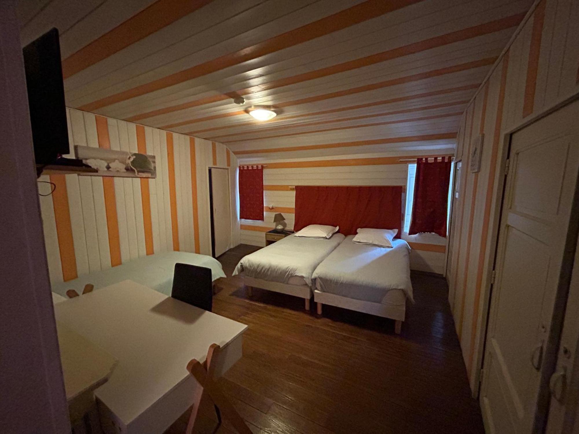 Chambres D'Hotes La Cheminee Tardets-Sorholus Eksteriør bilde