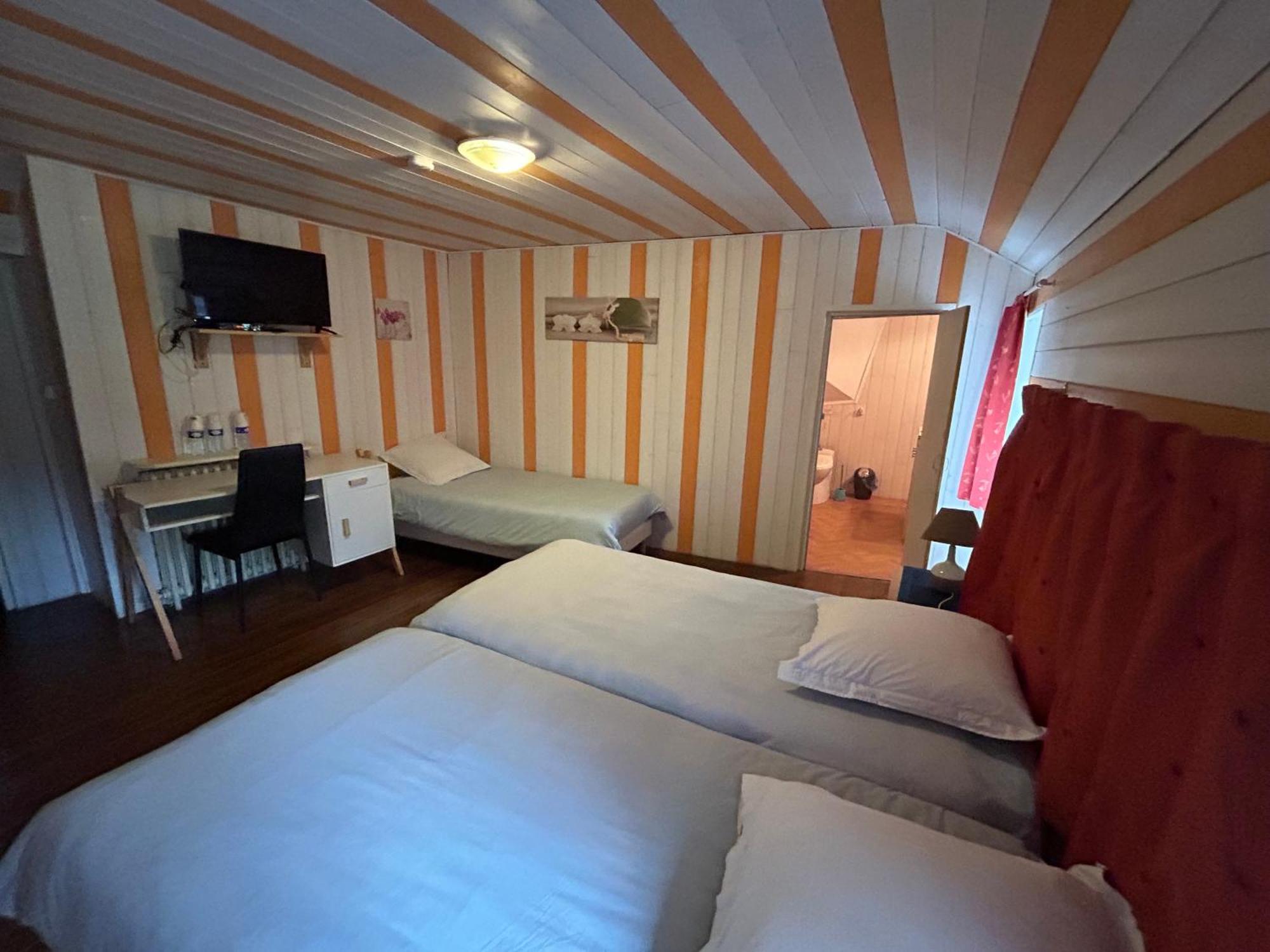 Chambres D'Hotes La Cheminee Tardets-Sorholus Eksteriør bilde